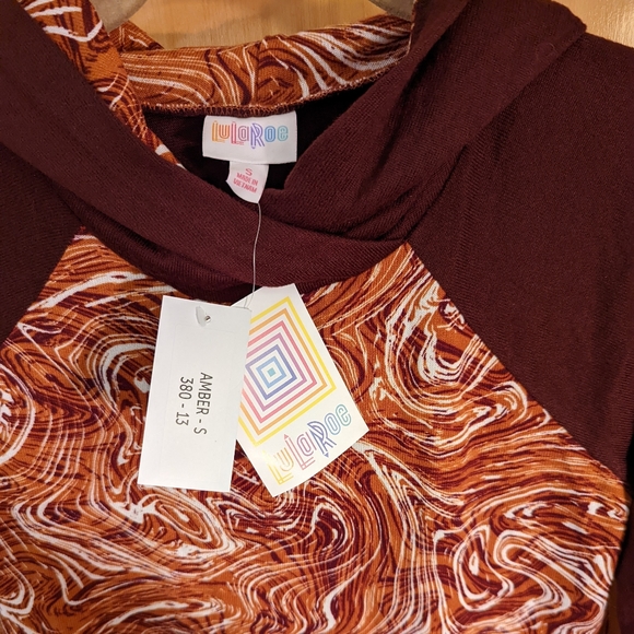 NWT LuLaRoe Small Amber Hacci fabric - Picture 2 of 6